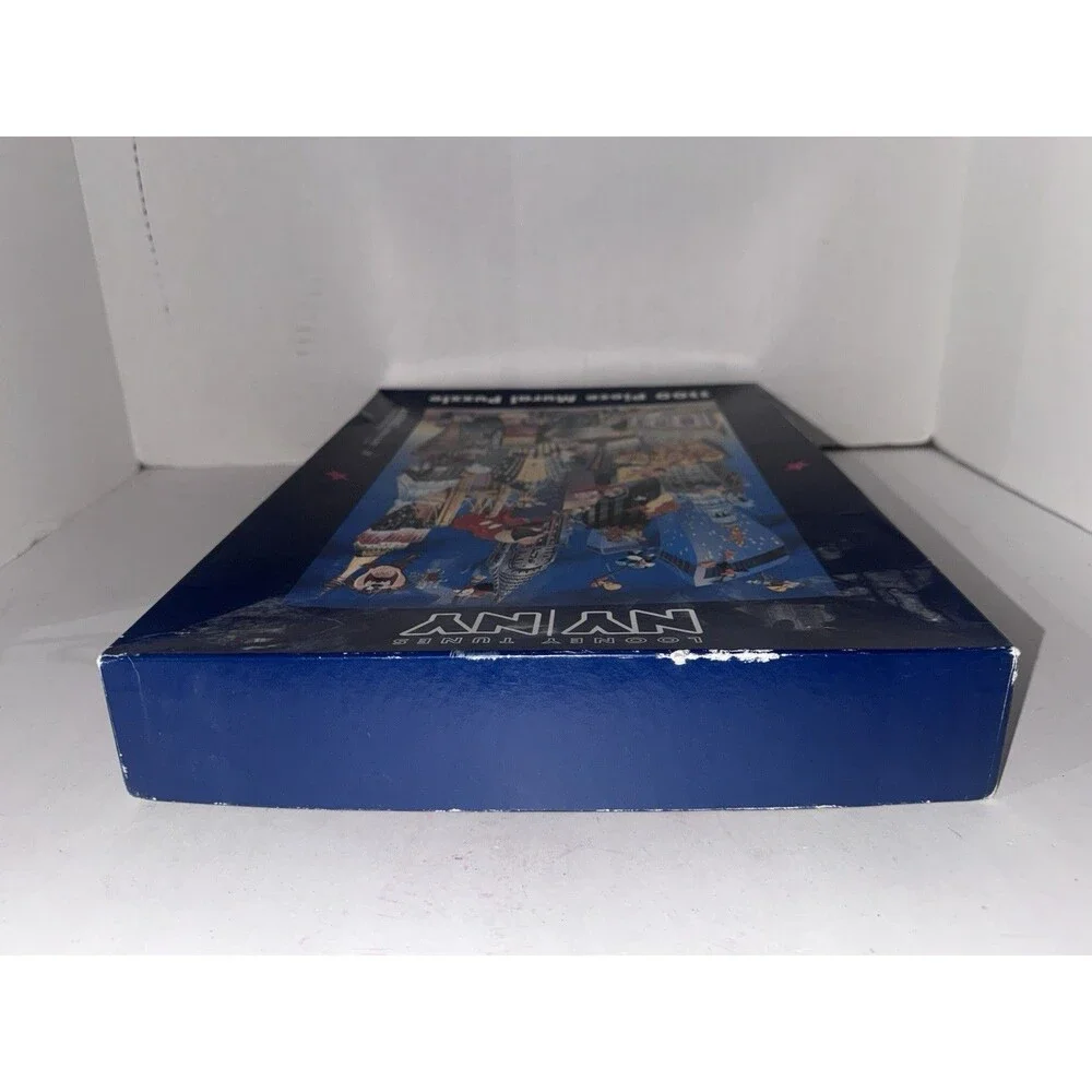 1996 Looney Tunes NY NY 1100 Pc Mural Puzzle Warner Bros Twin Towers Rare